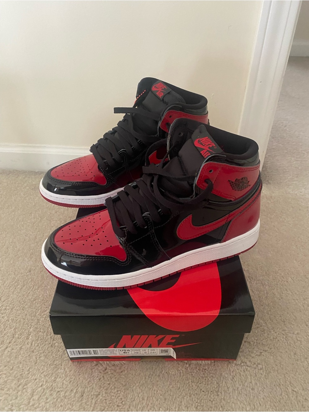 Jordan 1 Bred Patent Leather